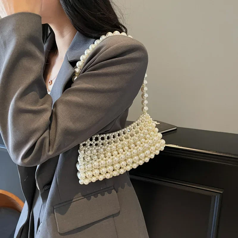 

New Pearl Woven Fairy Underarm Bag Beach Fashion Dinner Bag Soft Neutral Minimalist Style Single Shoulder Bag with Internal Zipp