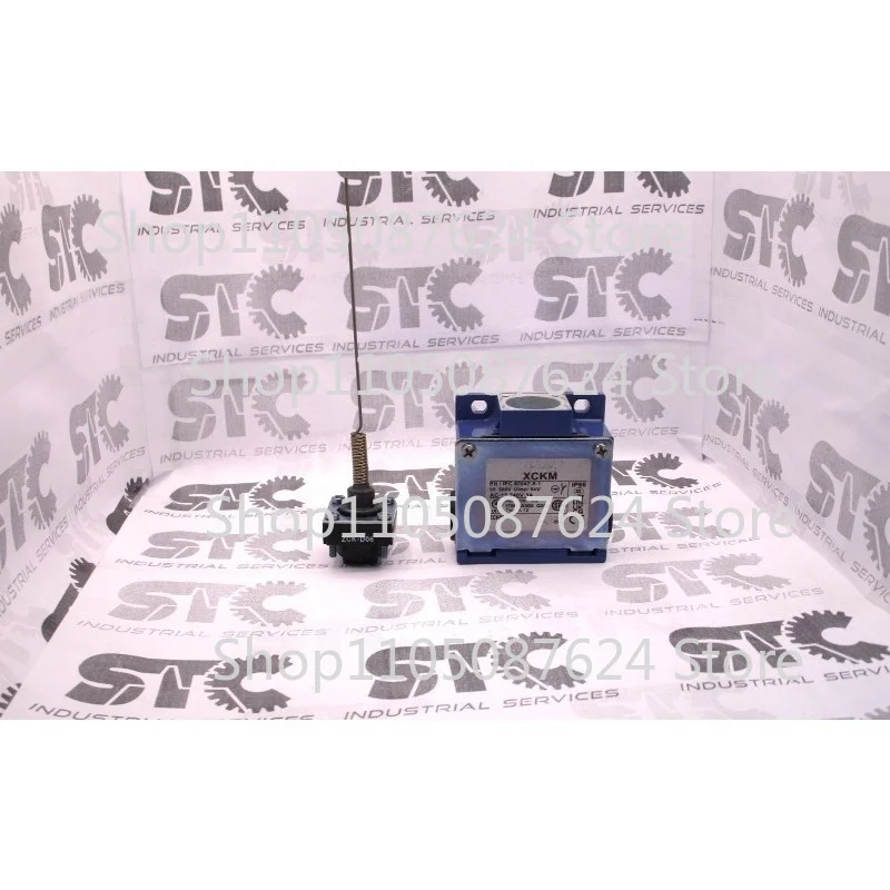 

GG XCKM106 Original Genuine FOR TELEMECANIQUE Limit Switch FAST SHIPPING