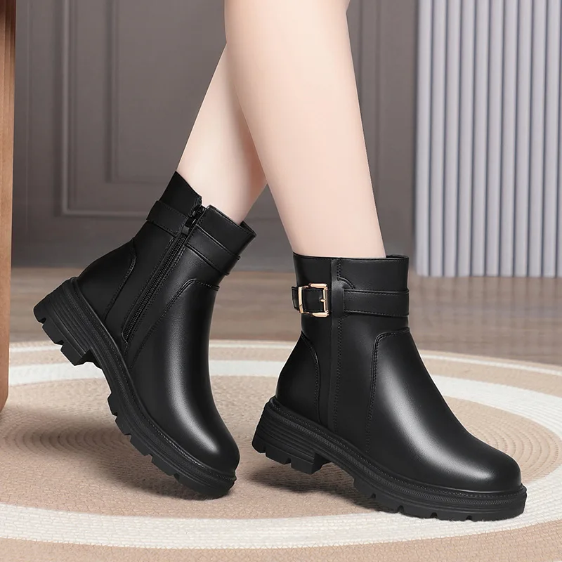 45cmの快適なヴィンテージ風ソフトレザーブーツ、レディースフラットプラットフォームシューズ、2025年冬、厚底、暖かいファー、バイクブーツ、ママ向け