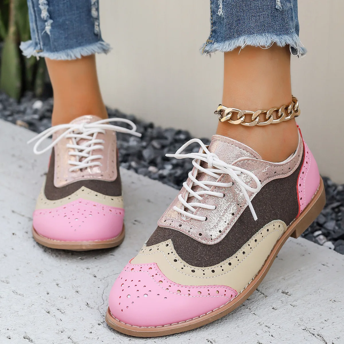 

2024 New Women Shoes Style Fashionable and Versatile Color Matching Shallow Mouth Women's Shoes Decoration Designer Shoes