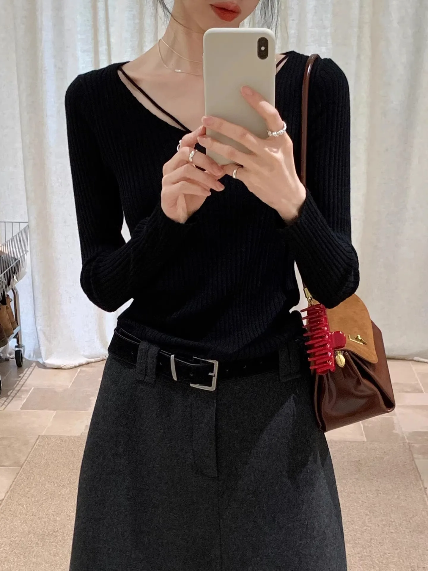 

Женский облегающий трикотажный топ Bla V-Ne в полоску, корейский стиль, зимняя новинка, модный топ BRIVIN Premium Sensation