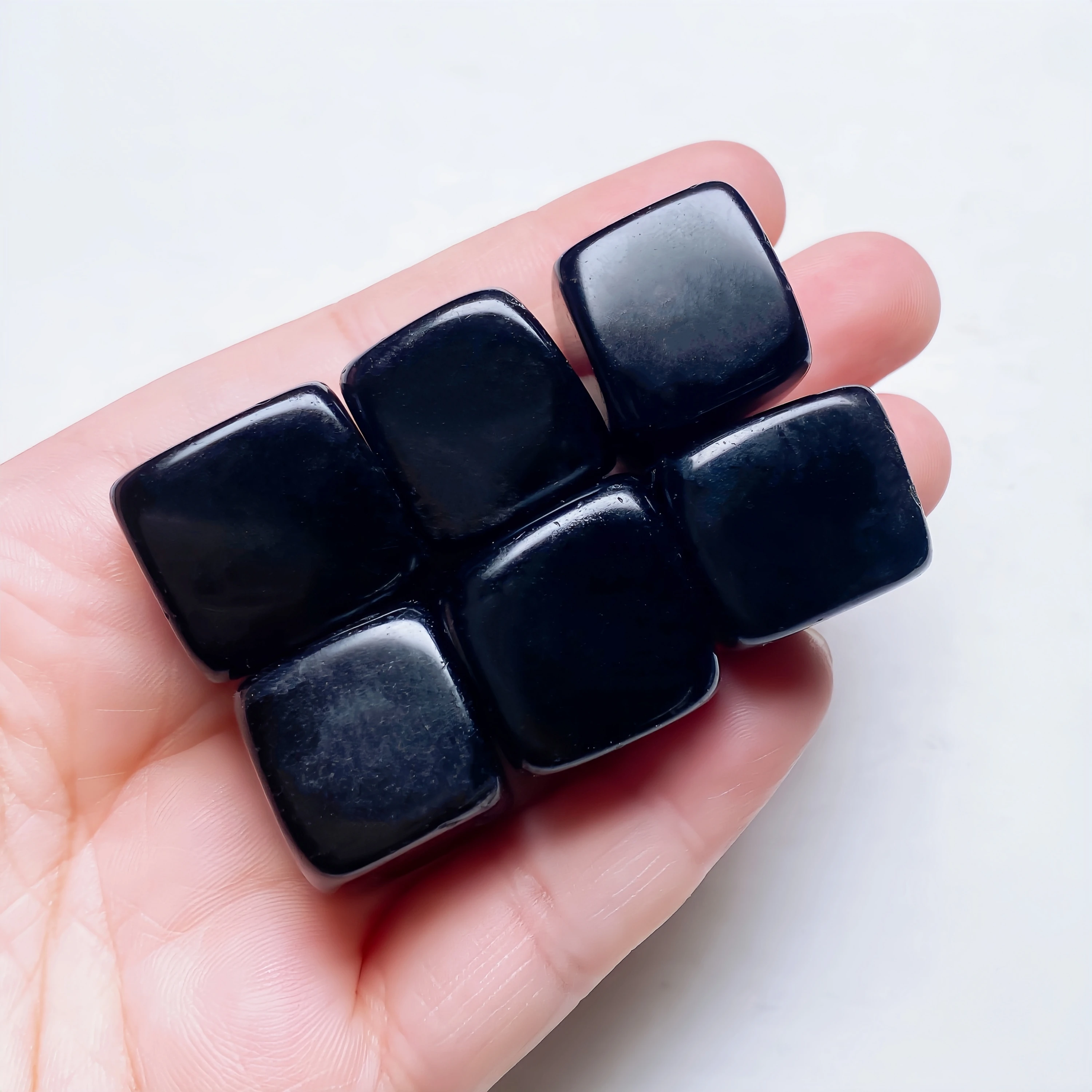 Natural Obsidian Square Palm Cube Tumble Polished Crystal Quartz Stone Healing Energy Aquarium Home Decoration Gift