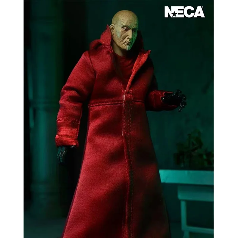 新発売 好評販売中 7インチ ネカ チェンソー スケアード レッドローブ ジグソー人形 手作りモデル デラックスエディション 可動式おもちゃ 飾り ギフト