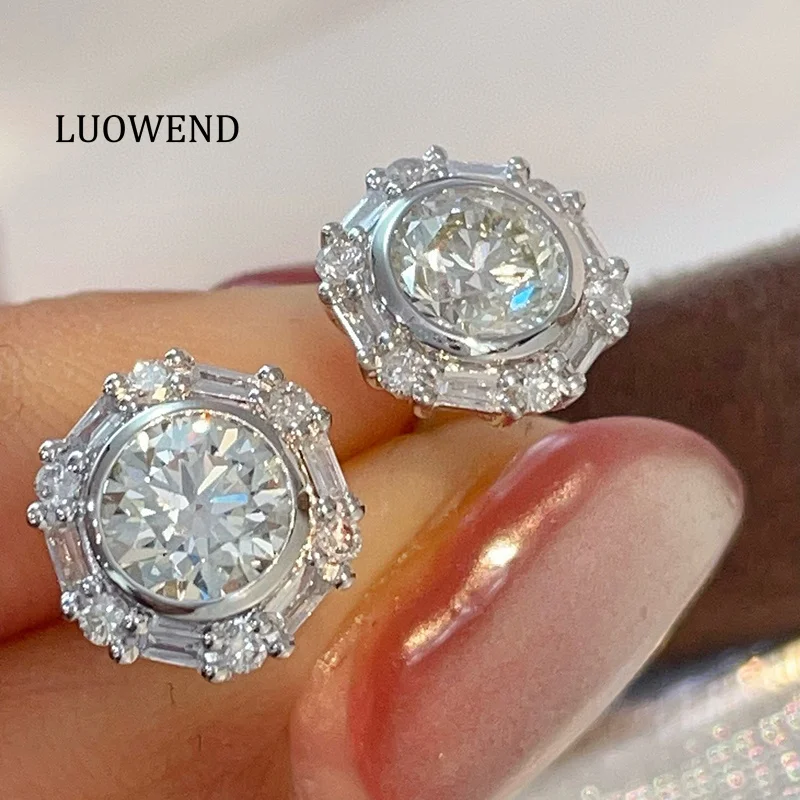 LUOWEND 100% 18K White Gold Earrings Luxury Shiny Design Real Natural Diamond Stud Earrings for Women High Party Jewelry