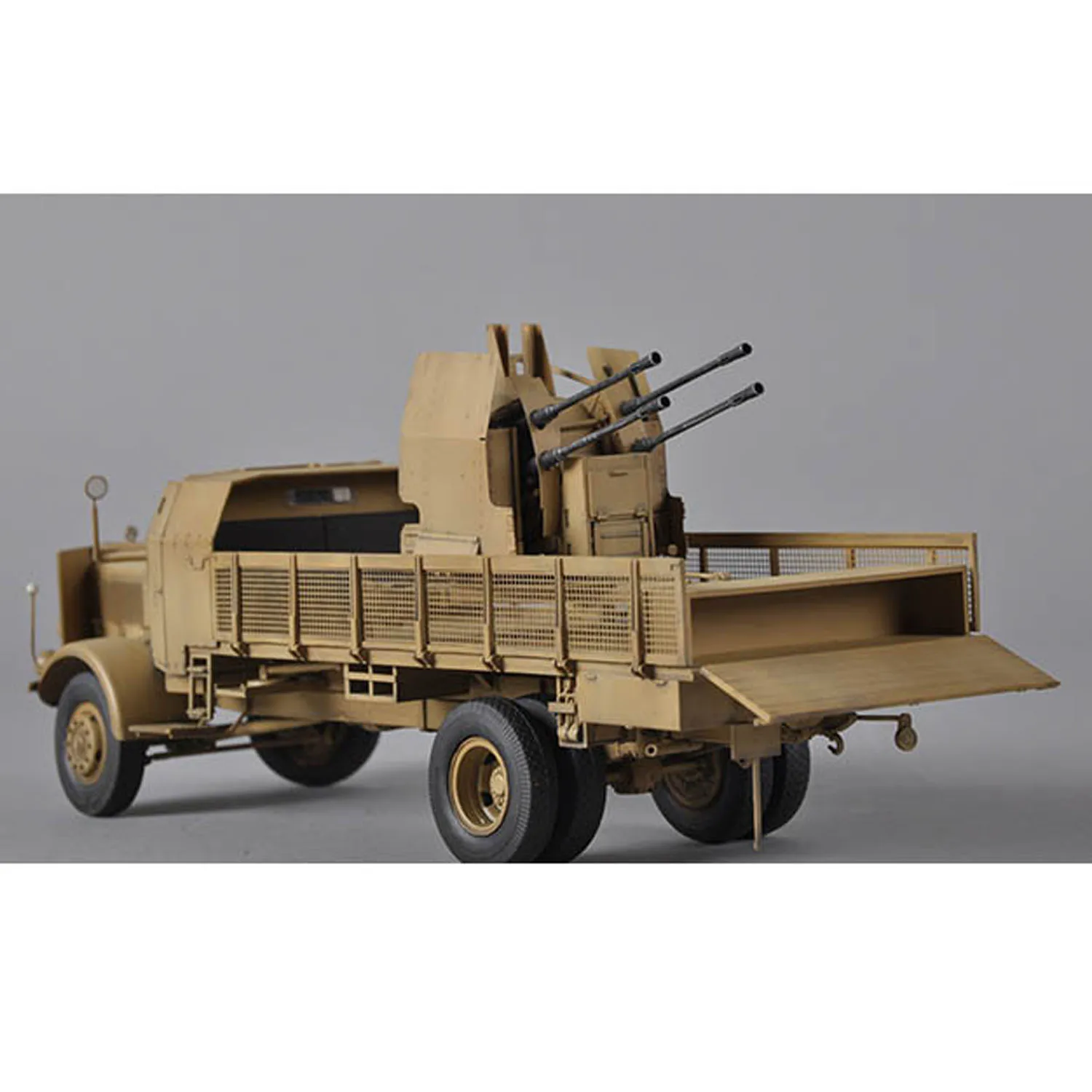 trumpeter-1-35-l4500a-mit-2cm-flak-38-armored-vehicle-air-defense-artillery-kits-th23623-smt2