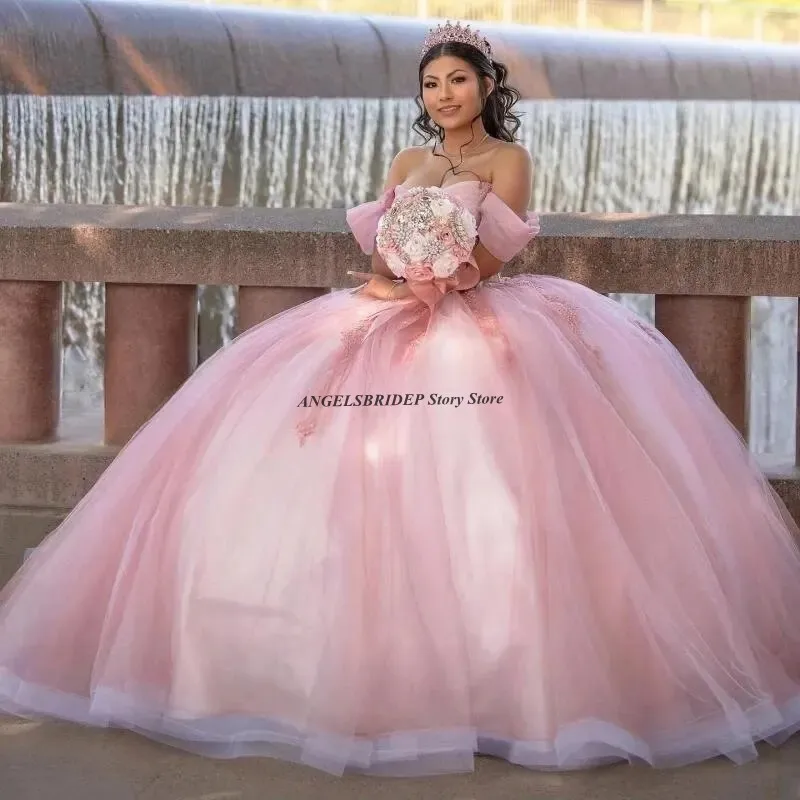 ANGELSBRIDEP gaun Quinceanera Meksiko merah muda gaun pesta ulang tahun 16th kristal manik-manik Applique renda bahu terbuka