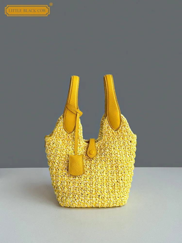 

2025 New Women Summer Holiday Vintage Bucket Shoulder Bags Cow Leather Spliced Beach Woven Bag Casual Totes Designer Handbag