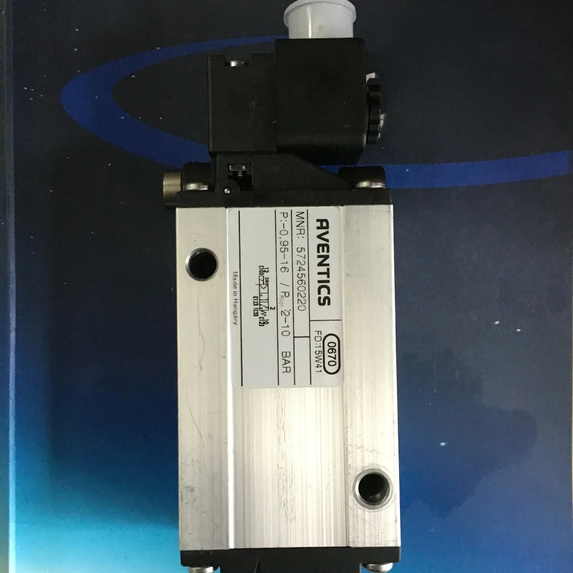 High quality Aventics Pneumatic valve -5/2 way direational valve 5744560220