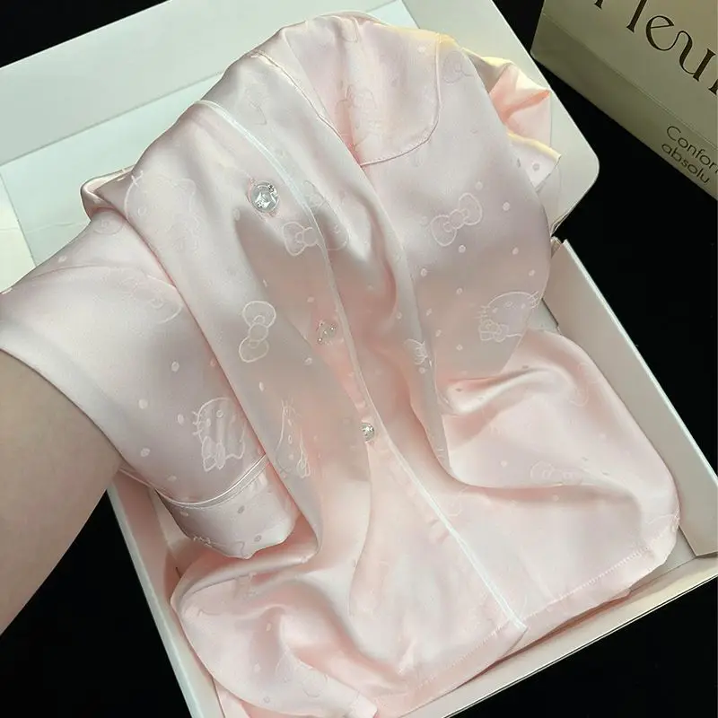 

Милые женские шелковистые пижамы с короткими рукавами Hello Kitty, новая летняя повседневная домашняя одежда Sanrio, комплект из 2 предметов, ночная рубашка, костюм