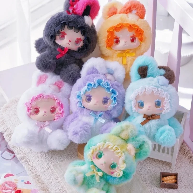 

Милая плюшевая кукла-зайчик Эмма из серии Alliance с ИИ, виниловая кукла-подвеска для рюкзака, модный игрушечный декор, подарки