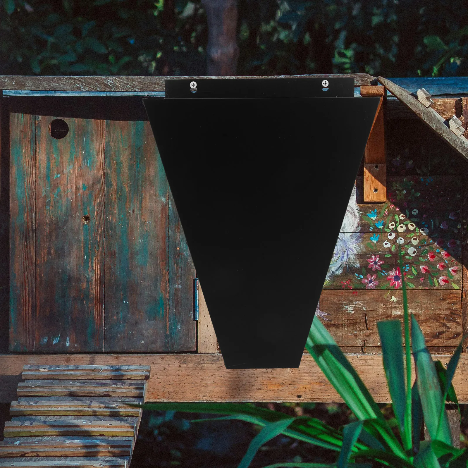 Metal Poultry Bleeding Funnel Cone for Small Roosters Large Chickens Slaughtering Restraint Chicken Processing Tools