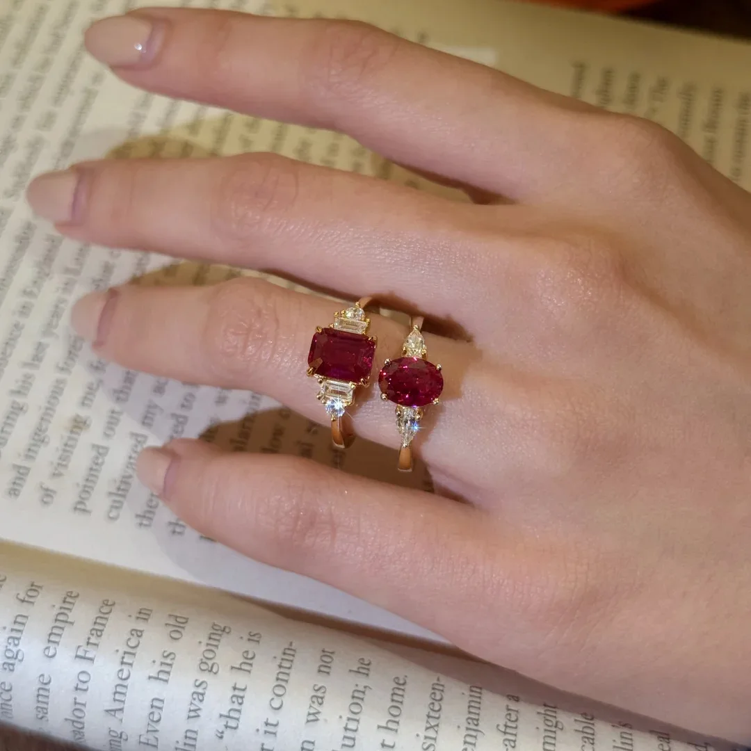 Foydjew estilo francés Retro simulación rubí princesa cuadrado rojo circón anillos Color oro anillos de boda clásicos para mujeres