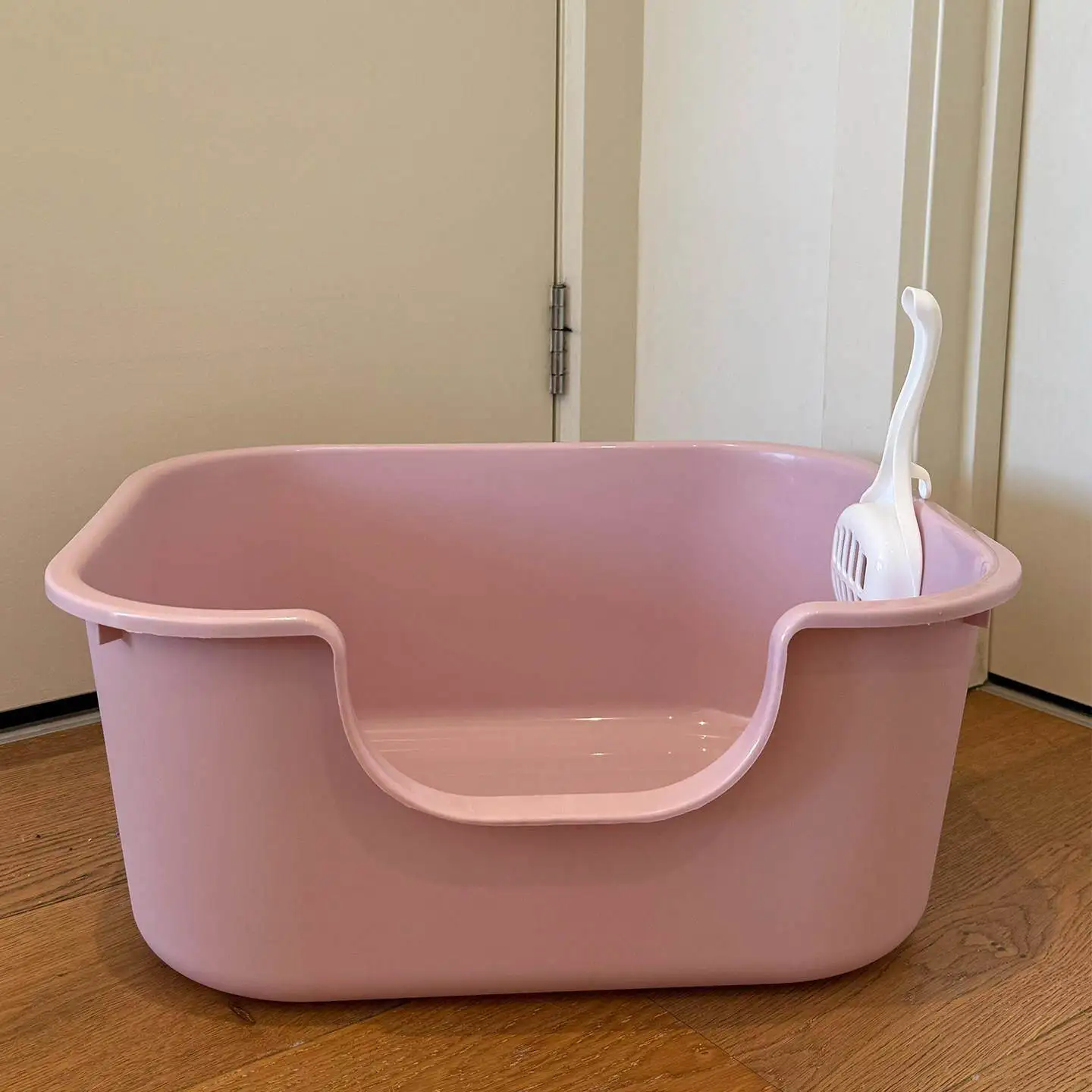 Closed luxury Litter Box Castle For Cats Defecation Side Entrance Accessories Litter Box open-ended Lettiera Gatto Pet Products