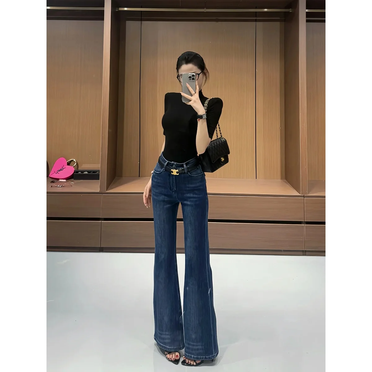 

Джинсы женские с высокой талией, прямые, слегка расклешенные, в ретро-стиле, с карманами, повседневные, на все сезоны, из денима, средней эластичности