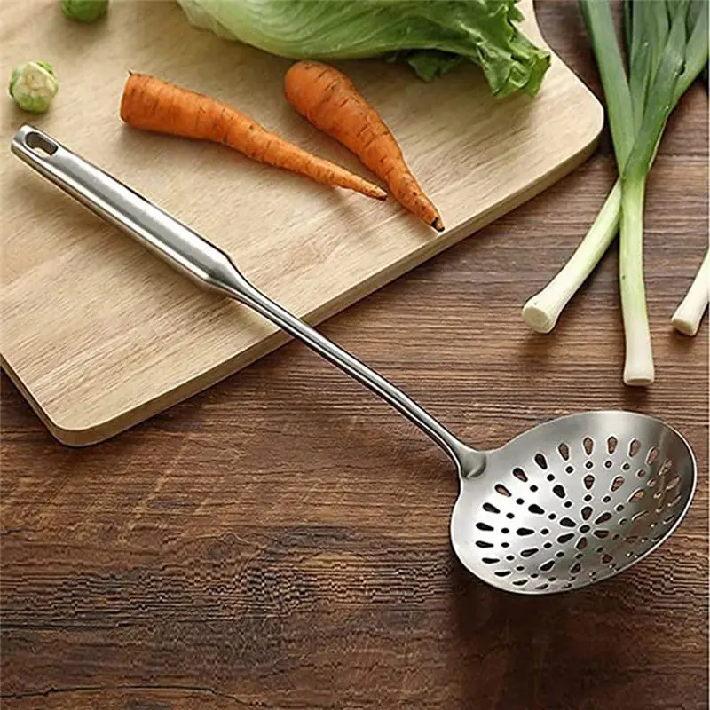 

A24I Skimmer Colander Stainless Steel with Long Handle Colander for Kitchen and Catering Hot Pot Frying Filter