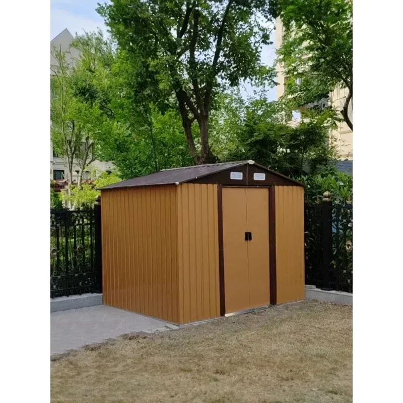 

Outdoor garden, storage tool room, outdoor utility room, removable mobile house on the roof, simple temporary house for assembly