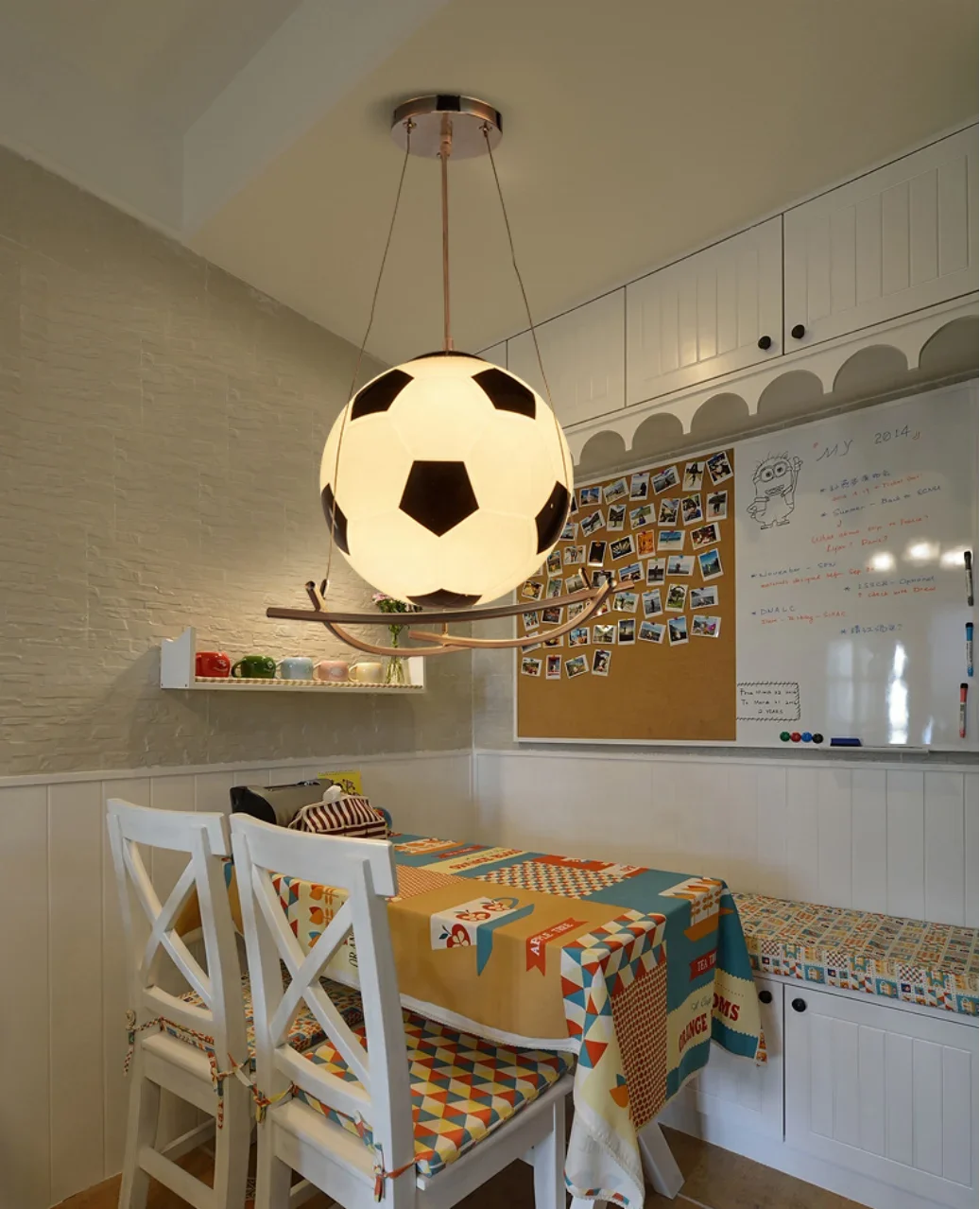 Plafonnier de luxe créatif pour chambre d'enfant, football, garçon, dessin animé, moderne