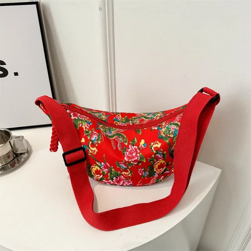 Bao Northeast Big Flower Jiaozi Shoulder Bag 2024 New Trend Floral Shoulder Bag Leisure Fashion Western Style Messenger Bag Tide