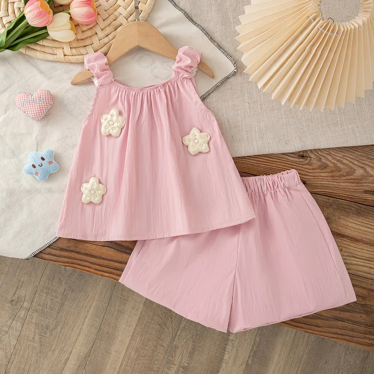 conjunto-de-verao-2026-novo-conjunto-coreano-de-shorts-com-suspensorio-para-meninas-doce-e-fofo-com-estampa-de-estrelas