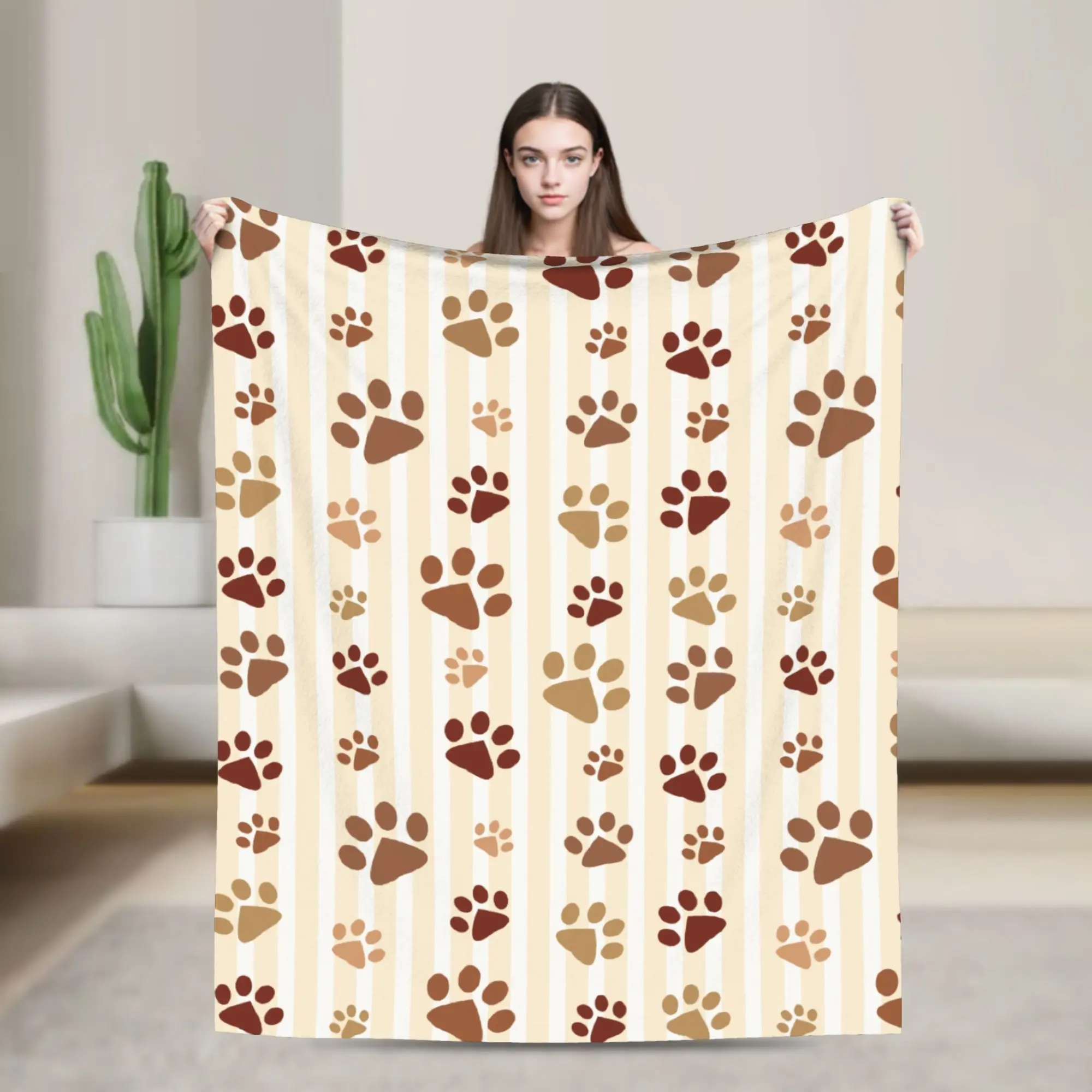 Cute Cat Dog Paw Blankets Coral Fleece Plush Summer Air Conditioning Multi-function Warm Throw Blankets for Bedding Rug Piece