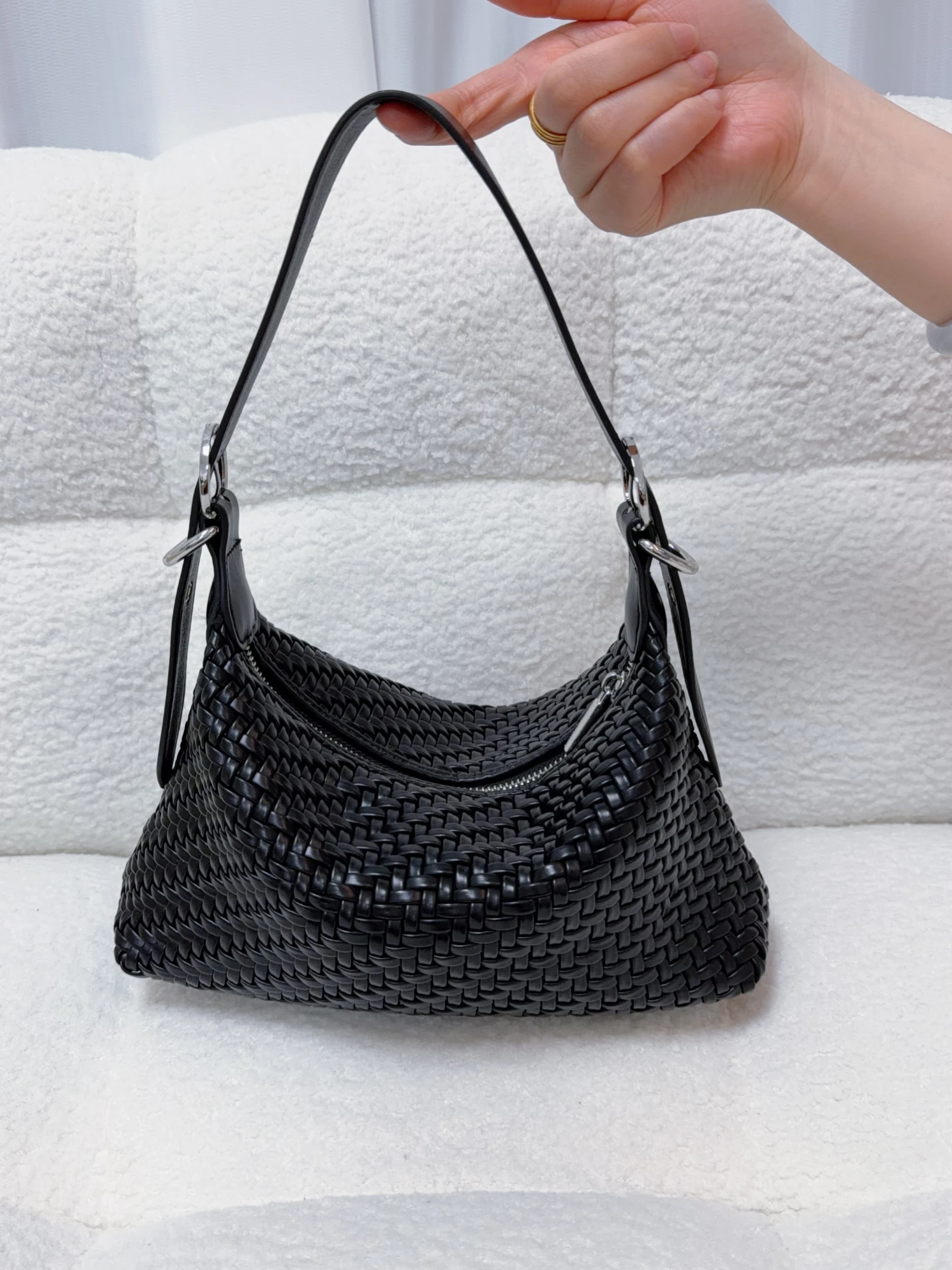 sac-a-bandouliere-tisse-tendance-pour-femme-sac-a-main-decontracte-polyvalent-pour-usage-quotidien-en-cuir-souple-avec-fermeture-eclair-leger