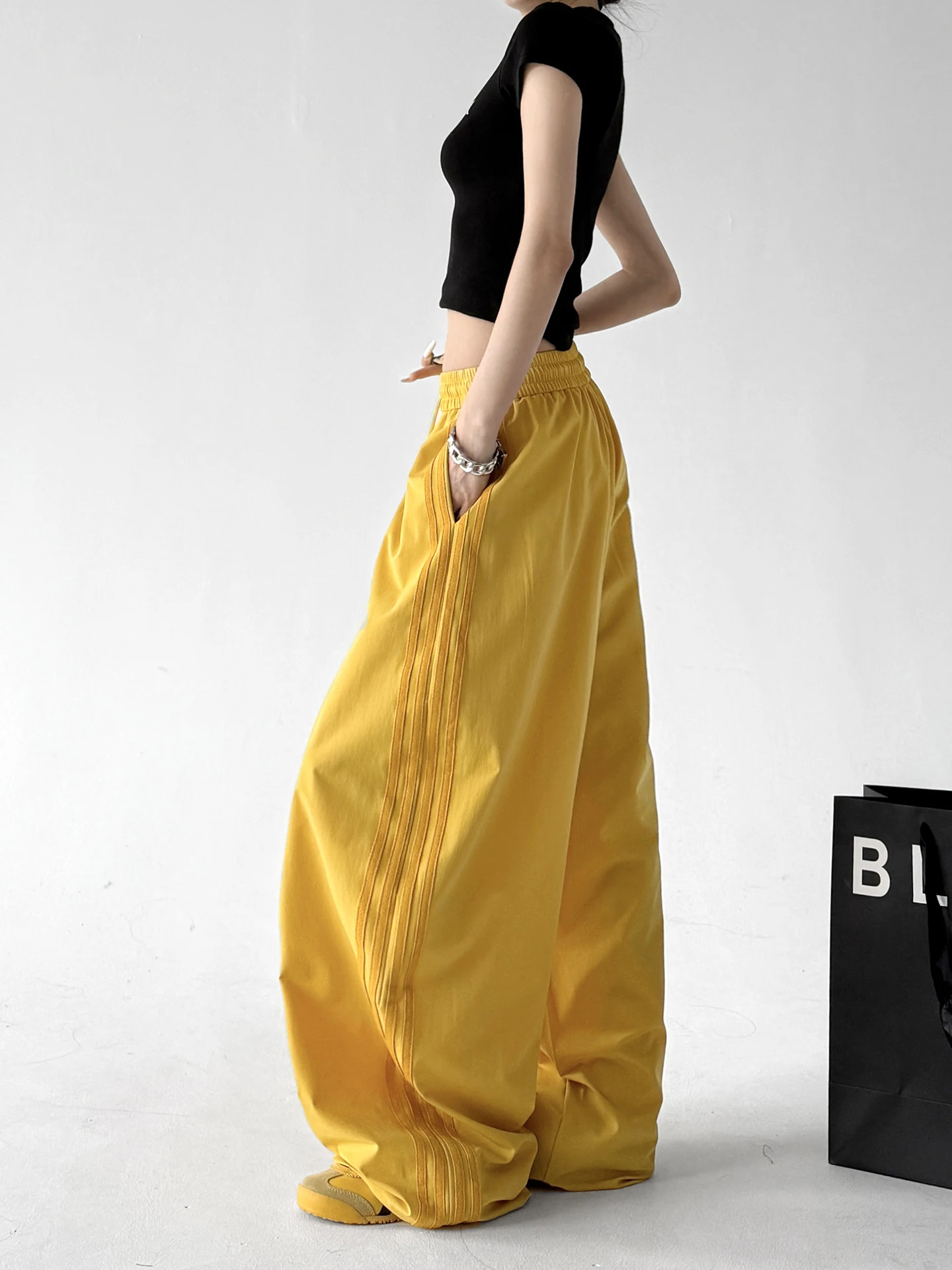 Yellow Wide Leg Pants Women's Summer 2026 Loose Student Dance Casual Sports Style Trousers High Waist Nylon Spandex Blend