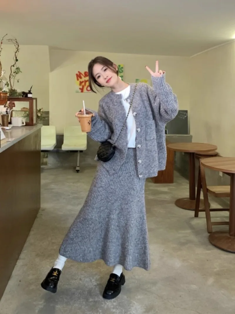 

Korean Sweet Hot Girl Knitted Suit Women's Spring O-neck Sweater Coat Mermaid Long Skirt Two-piece Set Fashion Female Clothes