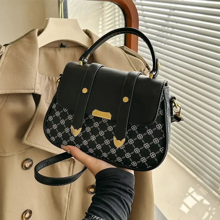 

Women's Crossbody Bag Monogram Underarm Bag Fashion Shoulder For Daily Use And Commuting To Work