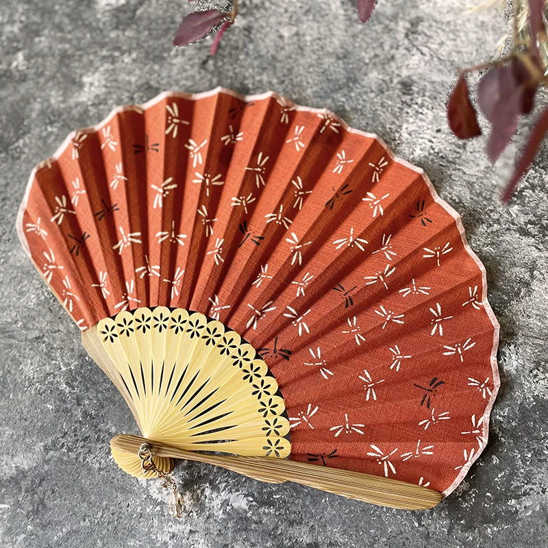 

Wedding Hand Fans Bamboo Folding Fans with Dragonfly Shell Embroidery Japanese Style Elegant Dance Fans for Brides Home Decor