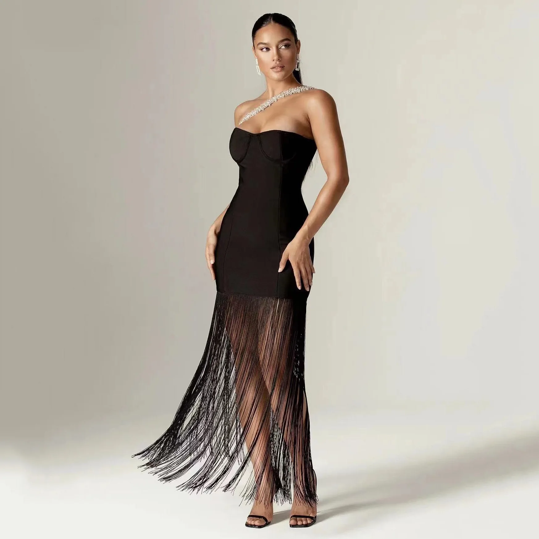 

Sexy One Shoulder Luxury Diamond Black Tassels Bodycon Prom Party Bandage Dress Maxi Celebrity Evening Cocktail Club Dress