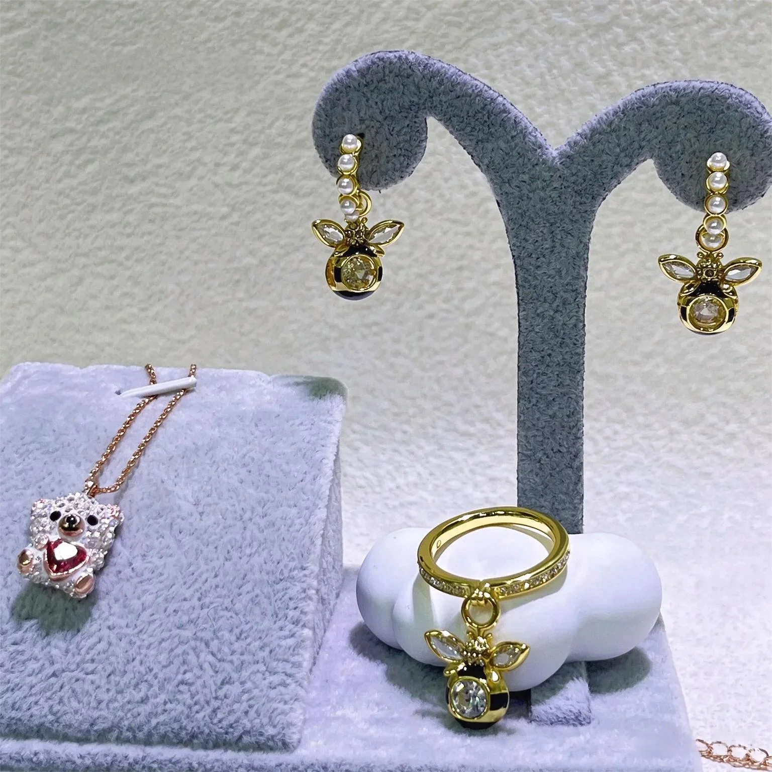 Fashion Bumble Bee Pearl Cubic Zirconia Jewelry Set Women Necklace Earrings Bracelet Ring,for Daily Wear Banquet