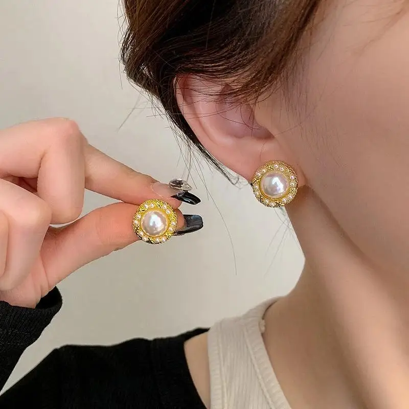 6Pairs Retro Luxury Gold Geometry Trim Edge Imitation Pearl Stud Earrings Women Wedding Jewelry Gifts