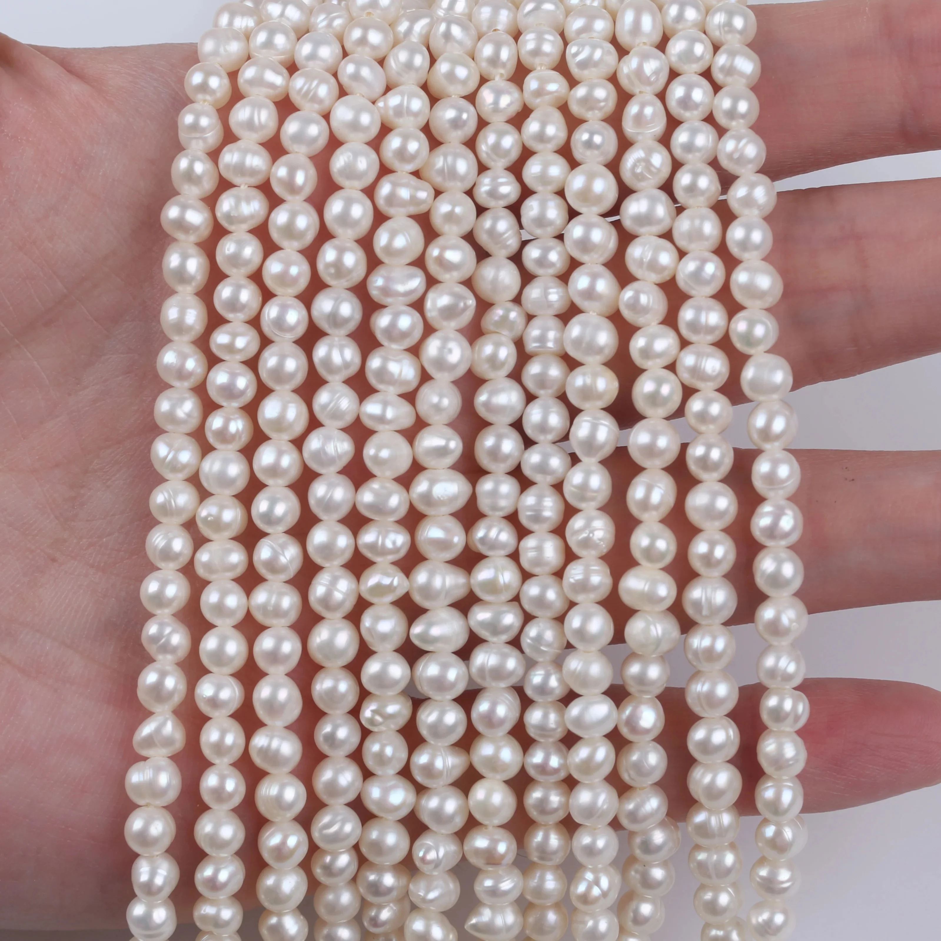 1 Strand 20cm Bread Freshwater Pearl Beads 4-5mm Beads Making Handmade Pearl Jewlery Semi-Finished String DIY Jewlery Gift