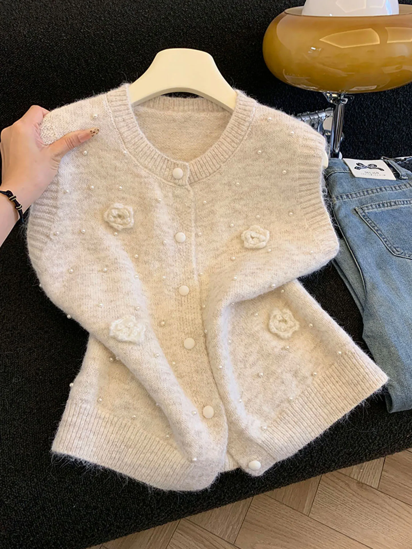 

Emily Clud Selected Recommendation 3D Flower Beaded Svel Knitted Open Cardigan Vest Layering Sweater Outerwear