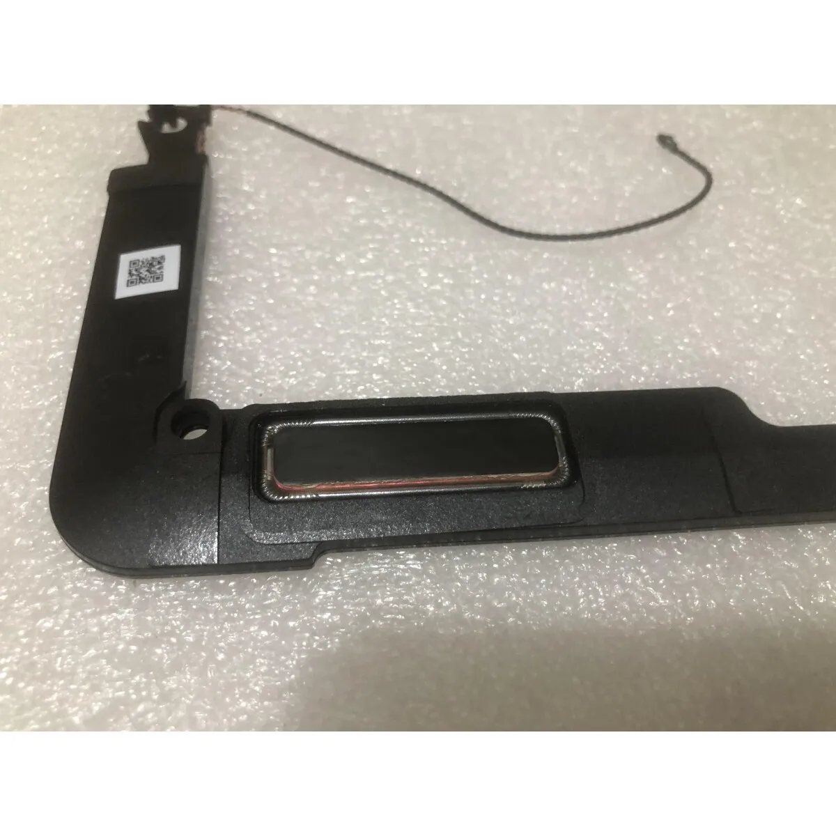 New Original For Lenovo ideapad Yoga C940-14IIL Laptop  right  Speaker 5SB0T70498