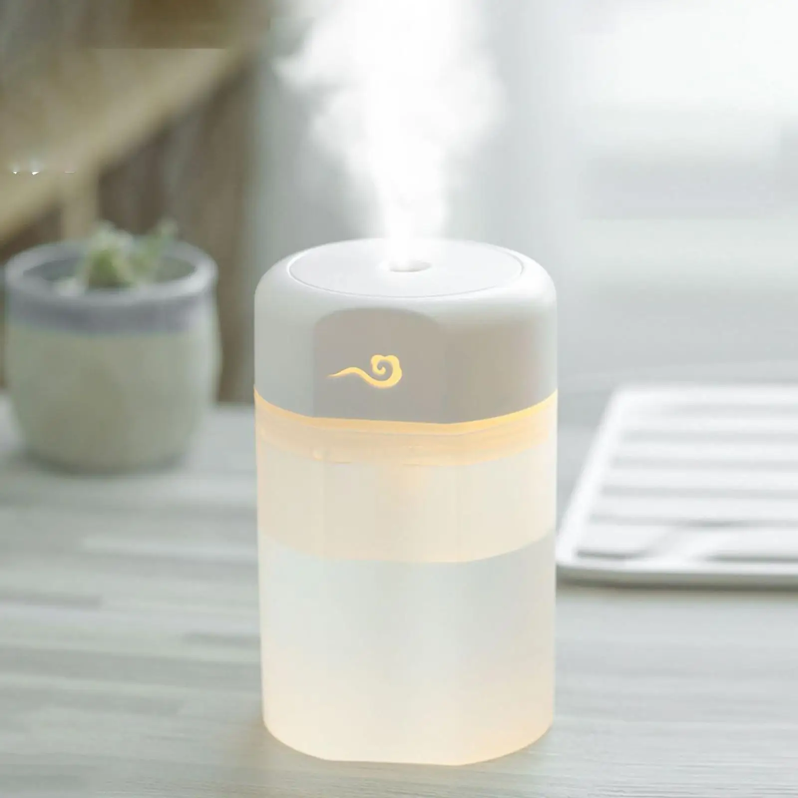 Desktop Humidifier, 2 mode kabut dapat disesuaikan, semprotan kabut senyap untuk Yoga rumah