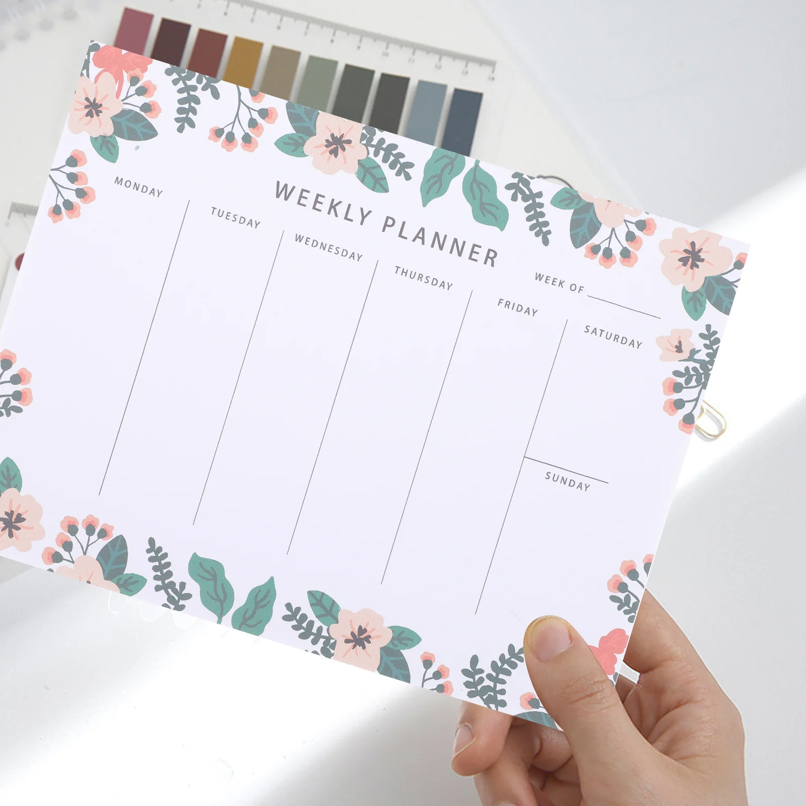 

Weekly Planner Notepad 100 Sheets Simple Design Tear-Off Pad for Daily Schedule Organization Perfect for Students