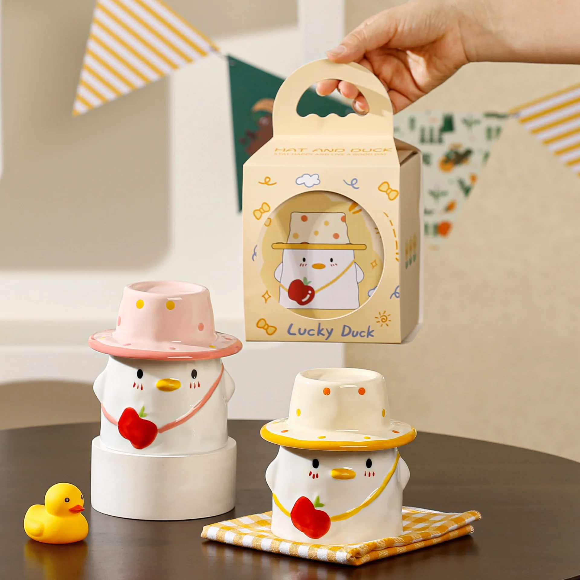 

Cute Duck Ceramic Mug with Lid Creative Gift for Women Birthday Present Coffee Cup