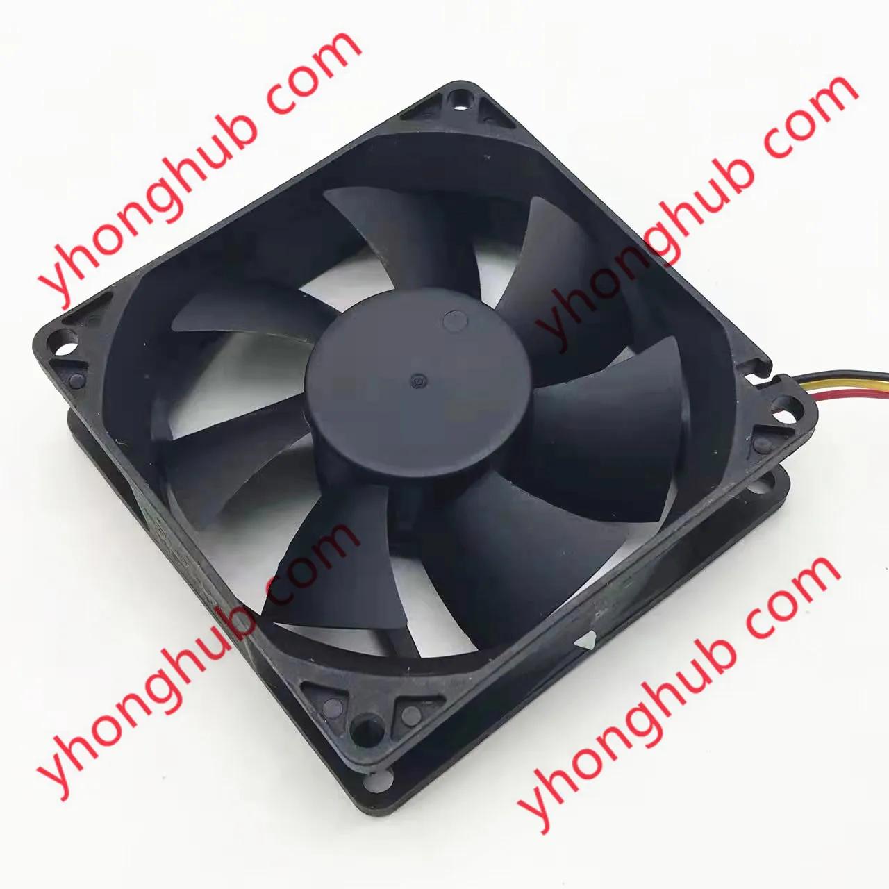 Jamicon JF0825B2UA-R DC 24V 0.21A 3-wire 80x80x25mm Server Cooling Fan