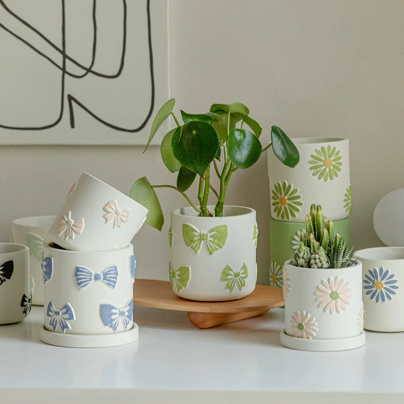 Simple Hand‑Painted Ceramic Planter Creative Home Living Room Flower Pot Desktop Floral Decor Ornament