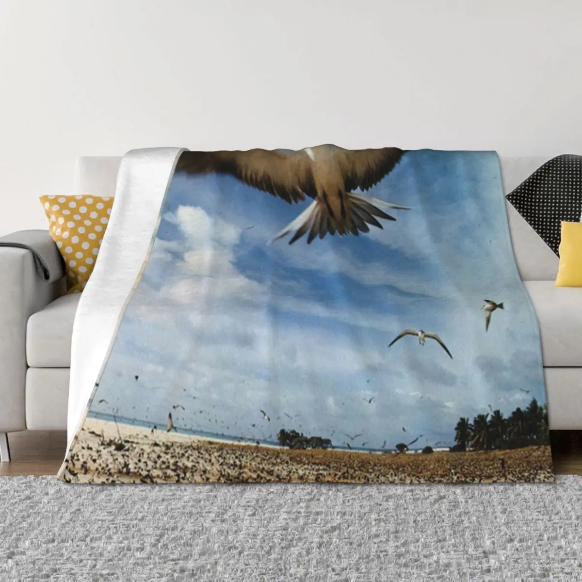 

MASAYOSHI TAKANAKA - SEYCHELLES Throw Blanket Cute Sofa Throw Bed linens Blankets