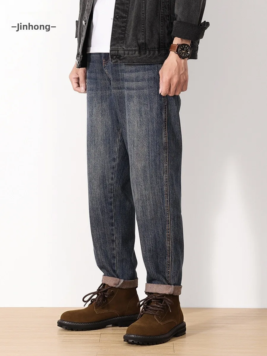

Американские синие джинсы в стиле ретро, мужские осенние прямые свободные джинсы большого размера, длинные брюки с девятью очками, хлопок, полиэстер...
