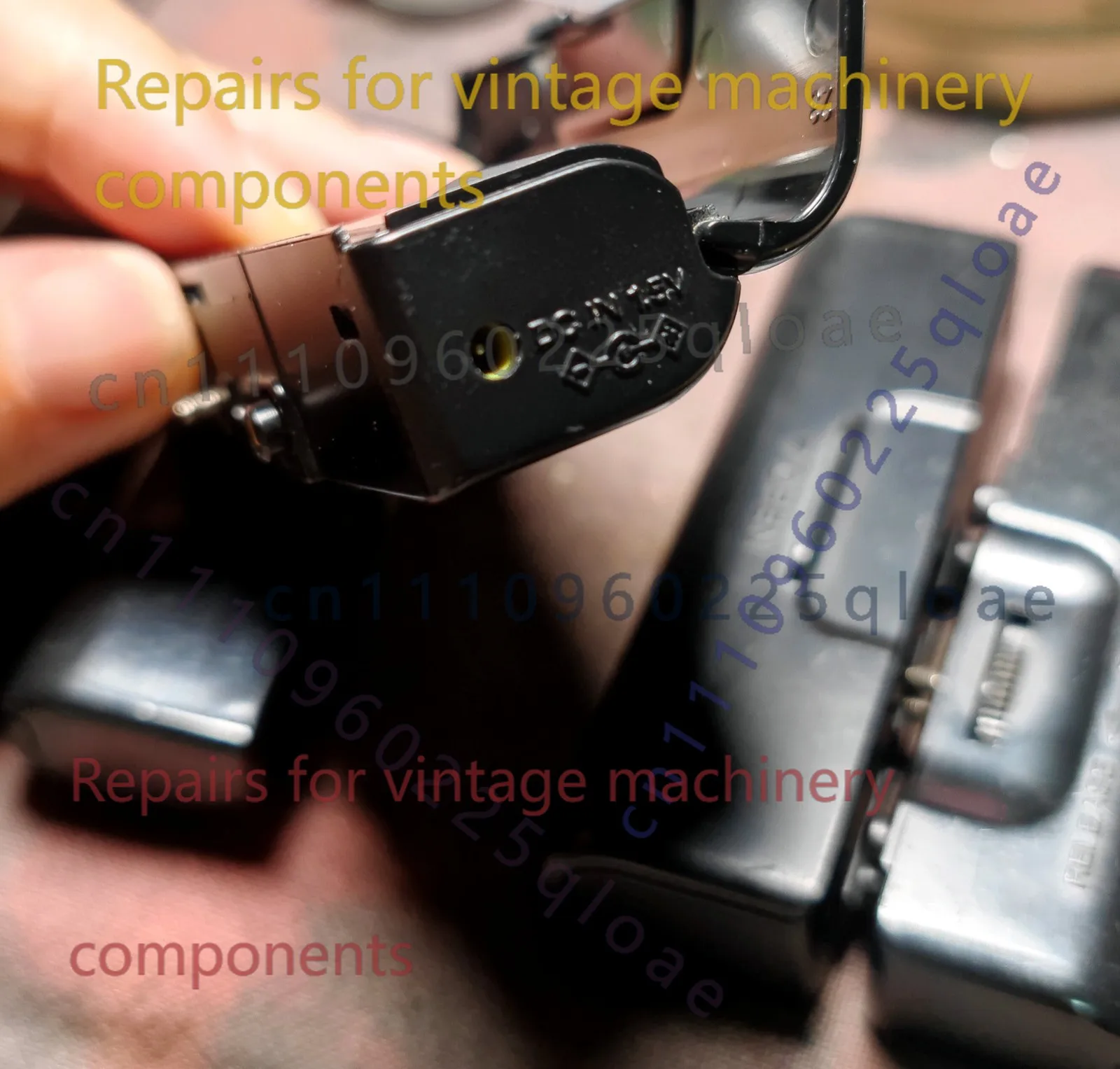 Original External Battery Case Replacement For Sony Walkman WM-EX2000 WM-EX20 WM-EX900 Cassette Player Power Spare Part，used