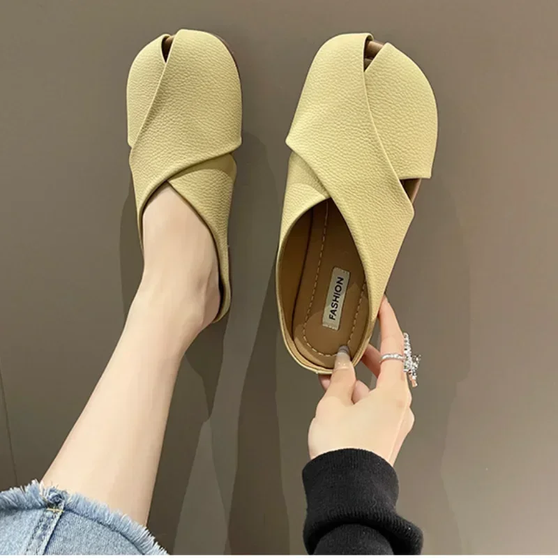 Flat Bottom Slippers Women Wear Soft Sole Comfortable Versatile Women\'s Shoes Fashion Slippers Pantuflas De Mujer 2024