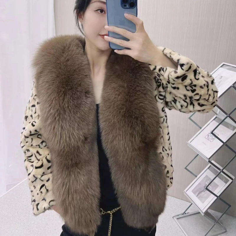 

2023 Luxury Brand Real Fox Fur Collar Natural Mink Short Coat Winter Jacket Women Thick Warm Outerwear Streetwear New Fashion