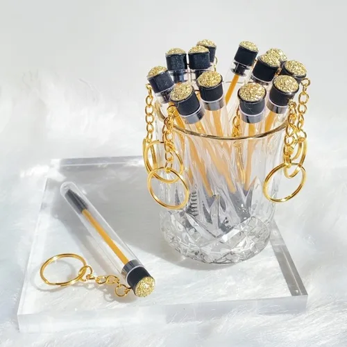 Llavero de tubo de cepillo de pestañas reutilizable dorado, contenedor de plástico para pestañas, varitas de rímel con brillo, llavero