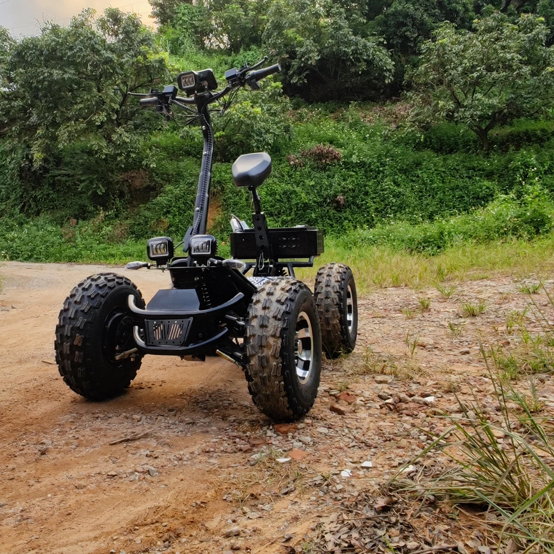 Commercio cinese 10000W 60V 4wd ATV Scooter elettrico da corsa CF ATV Rimorchio forestale Off Road Neve Motoslitta gonfiabile in vendita