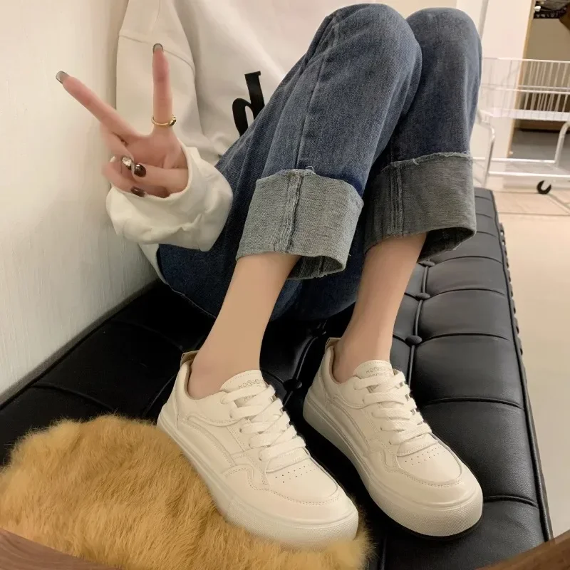 أحذية نسائية مسطحة من الجلد الطبيعي للربيع والخريف أحذية رياضية بيضاء عصرية وقابلة للتنفس للنساء #2