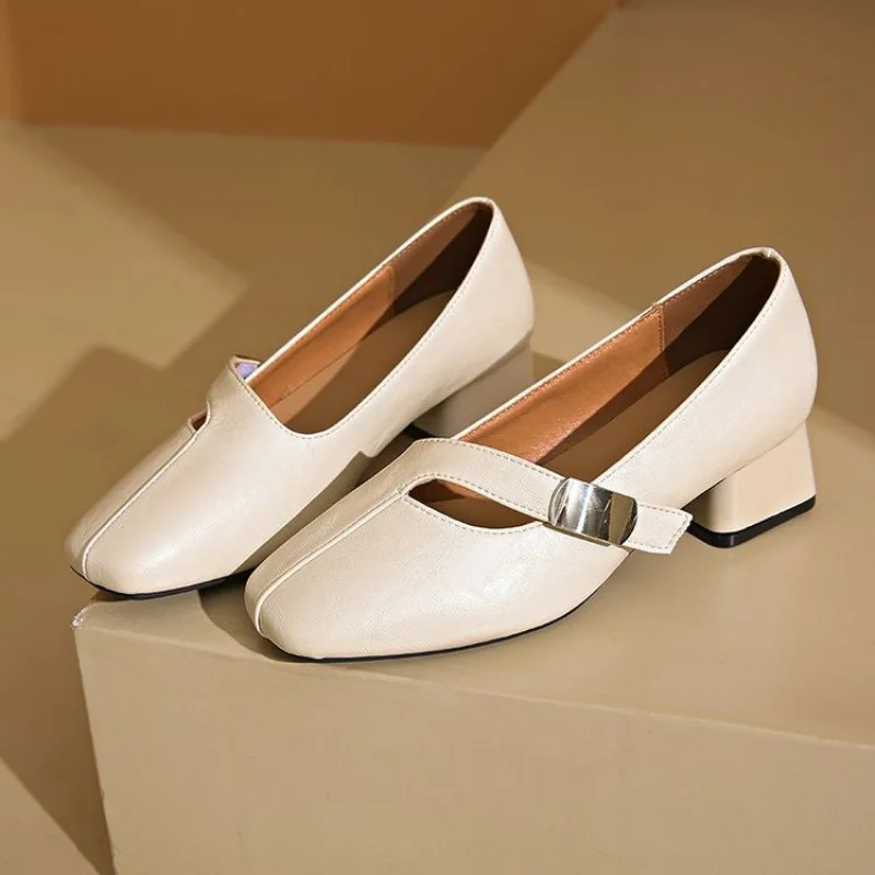 

2025 New Women's Mary Jane Shoes, Elegant & Versatile Retro Square Toe Low Heel Flats, Breathable Fashion Shallow Cut Pumps