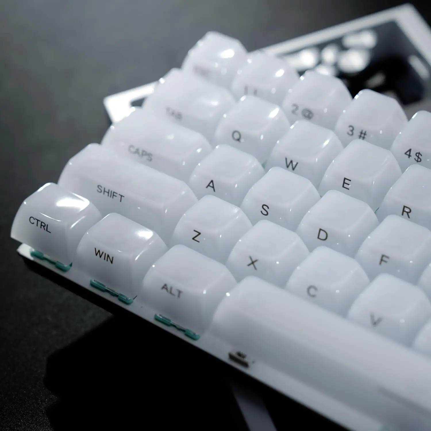 

Keyboard Keycaps Jelly - Ceramic Keycaps Style, Clear White Key Cap, Transparent Side Printed Custom 60 65 75 100 Percent